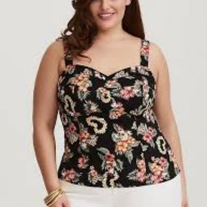 NWOT Torrid Disney Mickey retro top